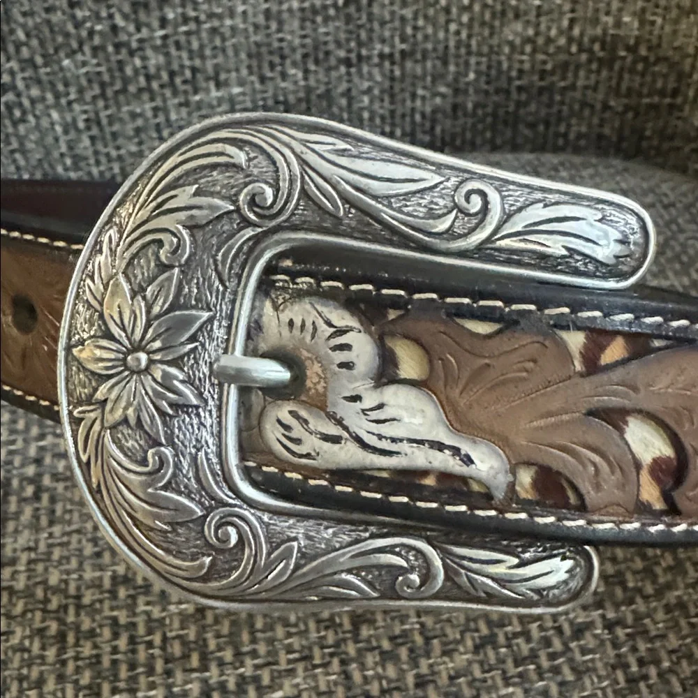 Nocona Girls Belt size 22